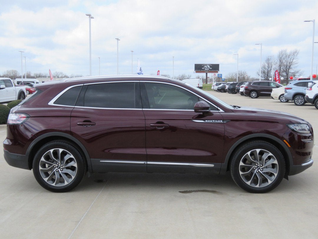 2022 Lincoln Nautilus Reserve