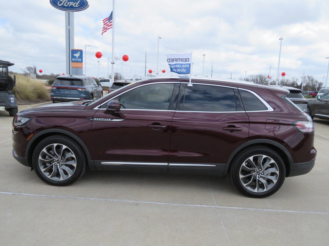 2022 Lincoln Nautilus Reserve