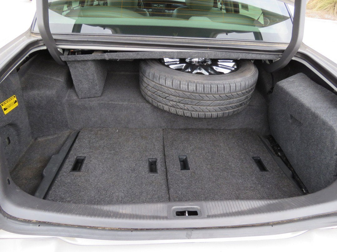 2011 Lincoln Town Car Signature Limited