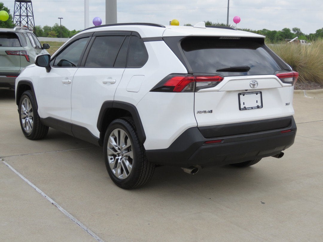2020 Toyota RAV4 XLE Premium