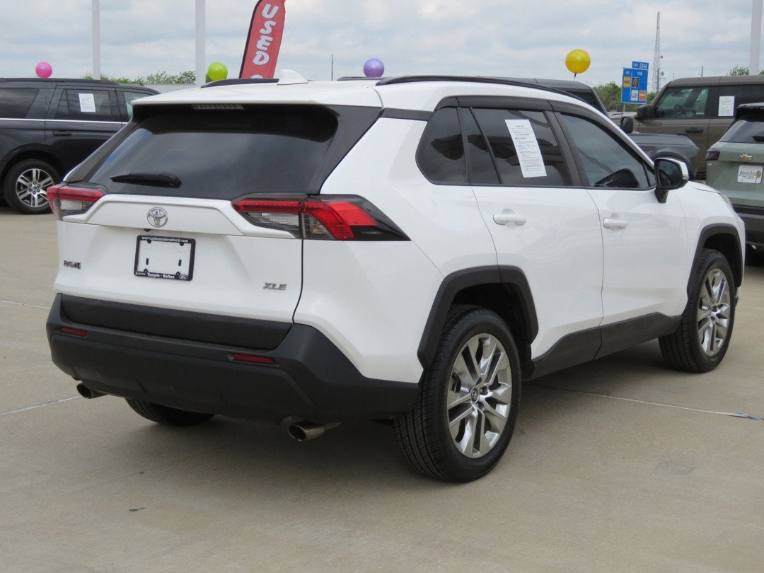 2020 Toyota RAV4 XLE Premium