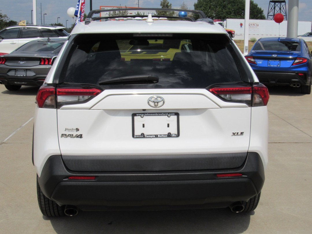 2020 Toyota RAV4 XLE