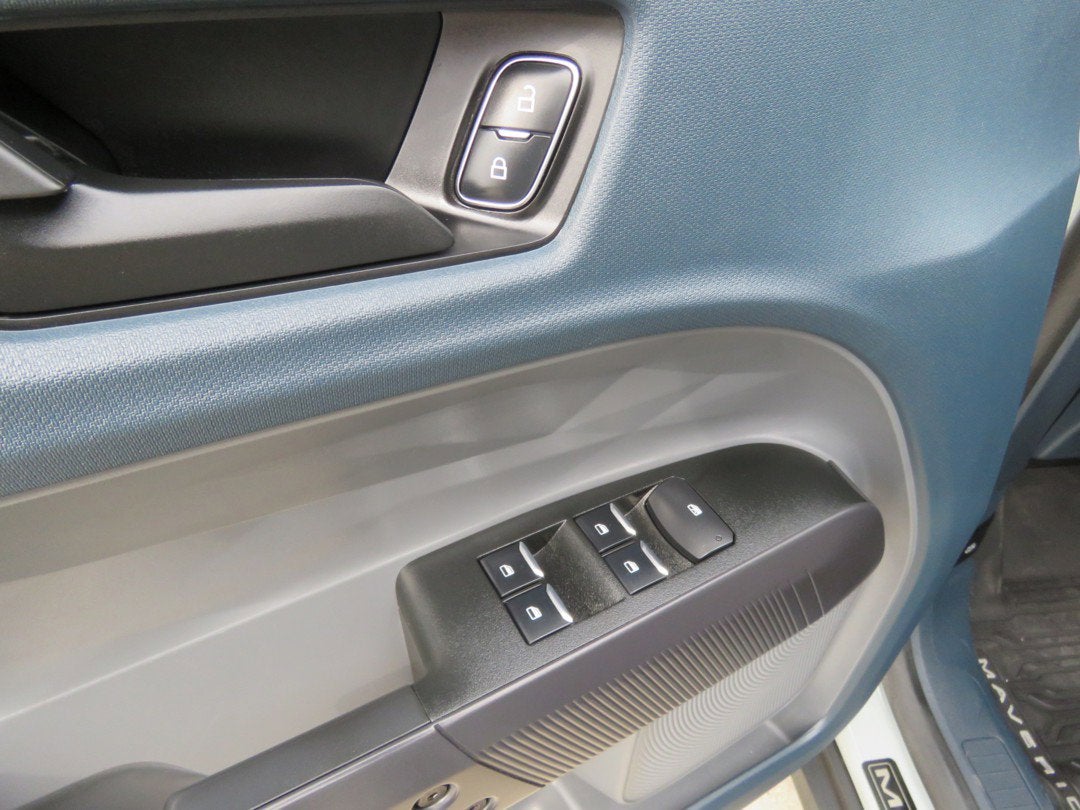 2023 Ford Maverick XL