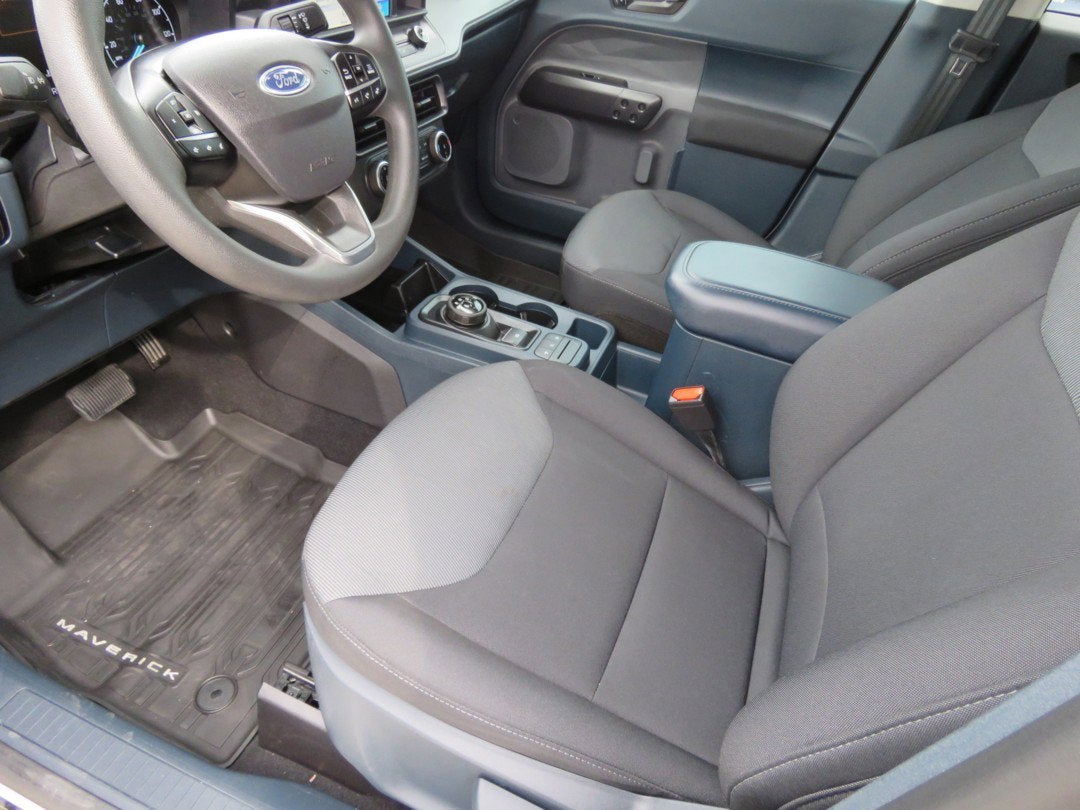 2023 Ford Maverick XL