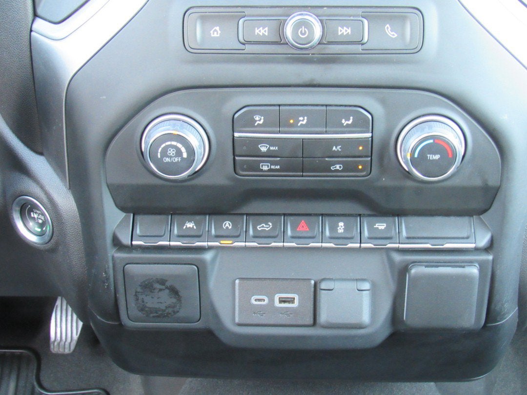 2024 Chevrolet Silverado 1500 Custom
