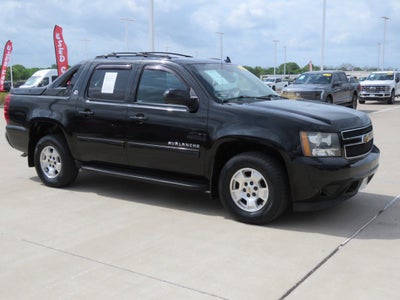 2013 Chevrolet Avalanche LS