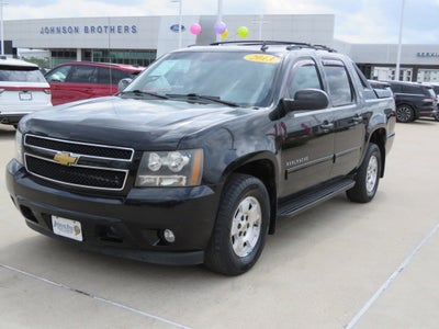 2013 Chevrolet Avalanche LS