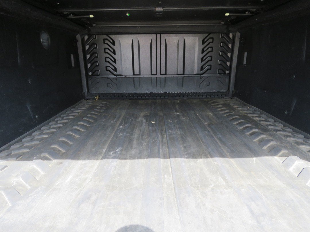 2013 Chevrolet Avalanche LS