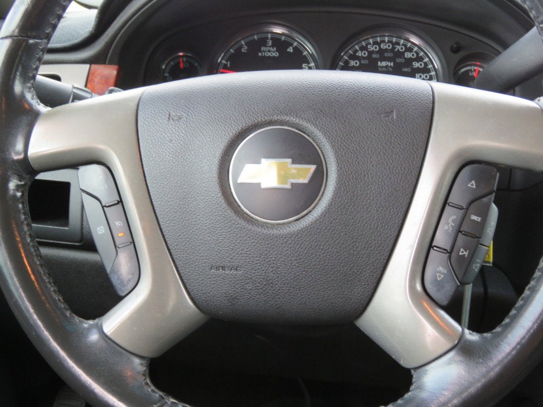 2013 Chevrolet Avalanche LS