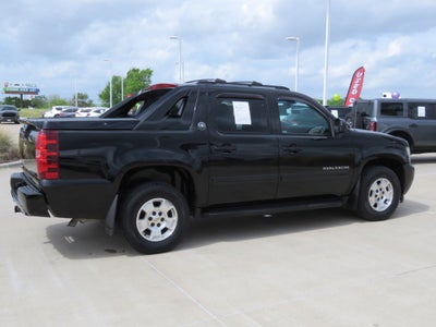 2013 Chevrolet Avalanche LS