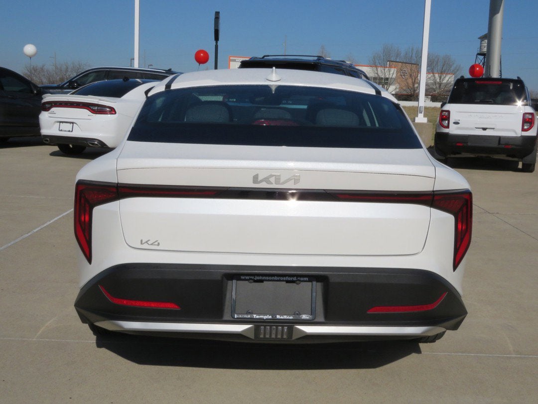 2025 Kia K4 EX