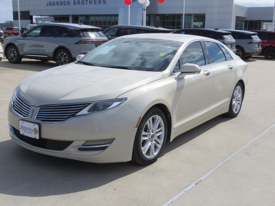 2016 Lincoln MKZ Base