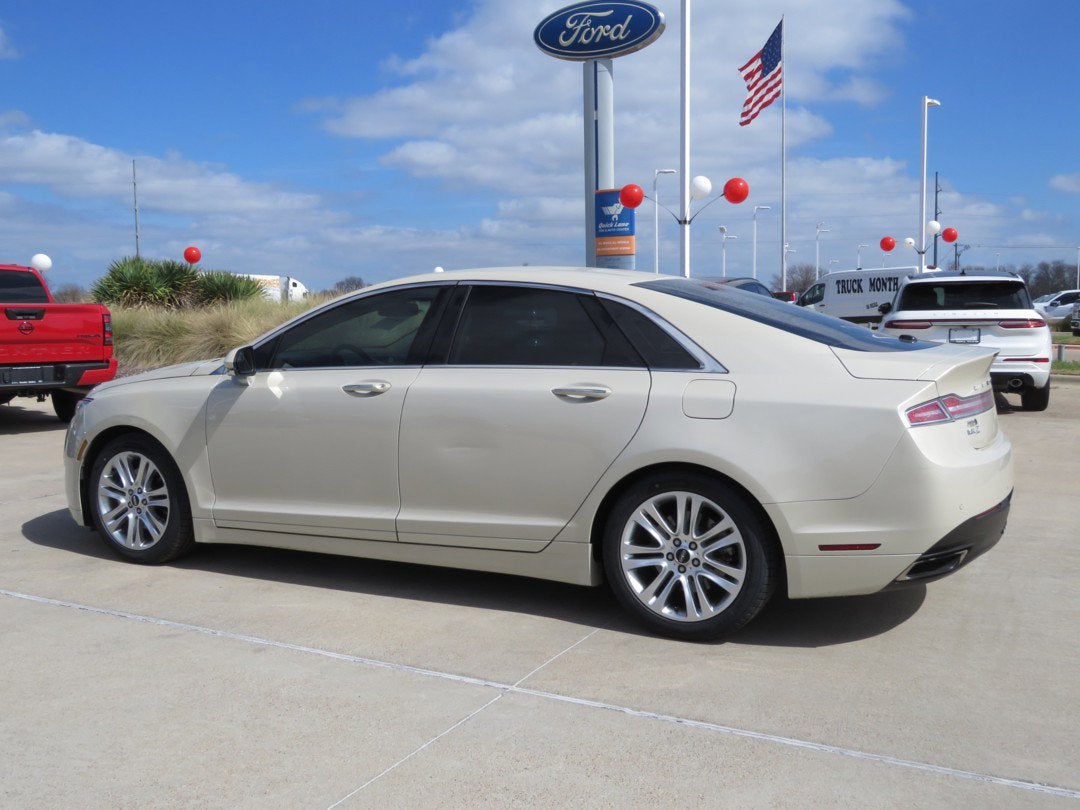 2016 Lincoln MKZ Base
