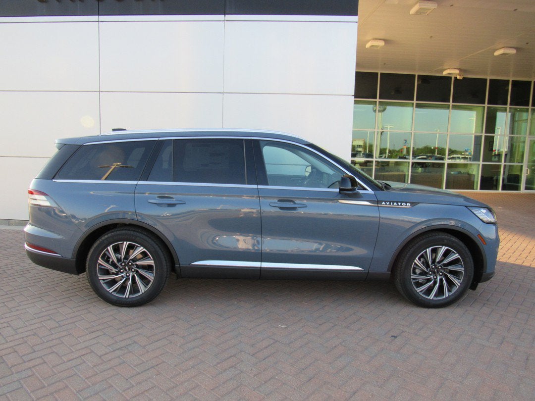 2027 Lincoln Aviator Premiere