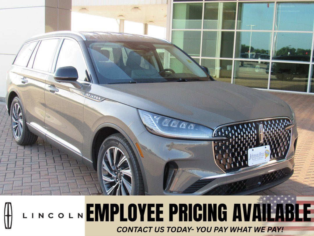 2026 Lincoln Aviator Premiere RWD's photo