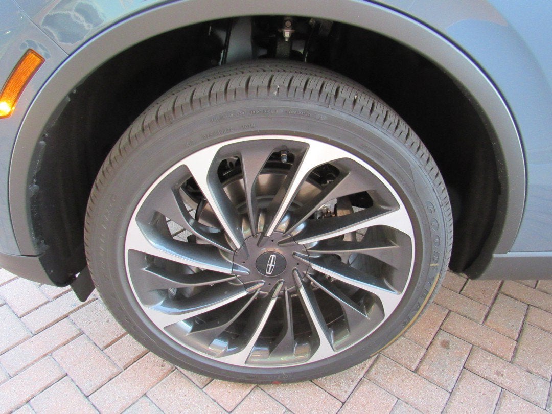 2027 Lincoln Aviator Reserve