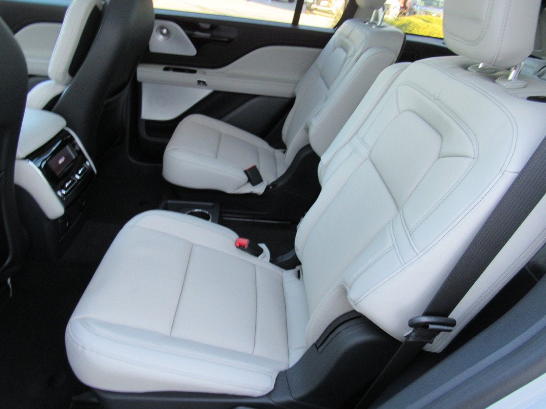 2027 Lincoln Aviator Reserve