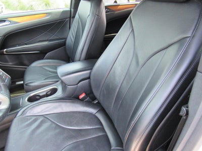 2015 Lincoln MKC Base