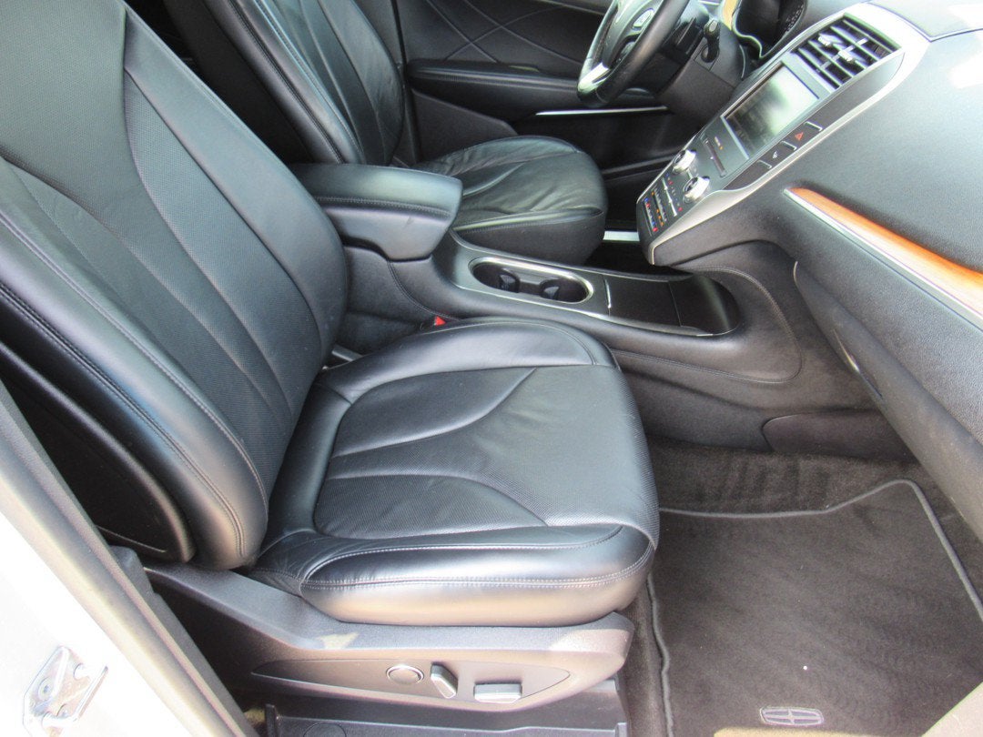 2015 Lincoln MKC Base