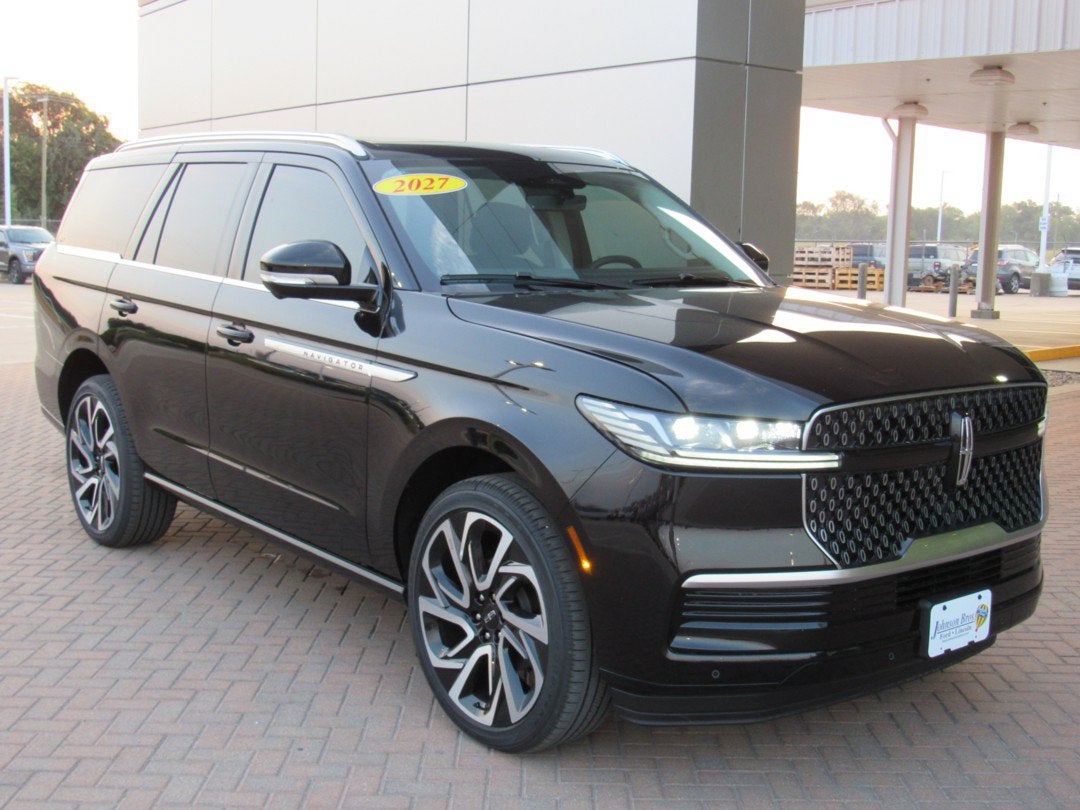 2027 Lincoln Navigator