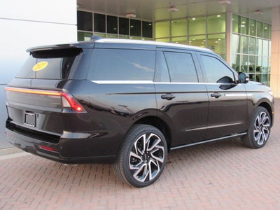 2027 Lincoln Navigator Reserve