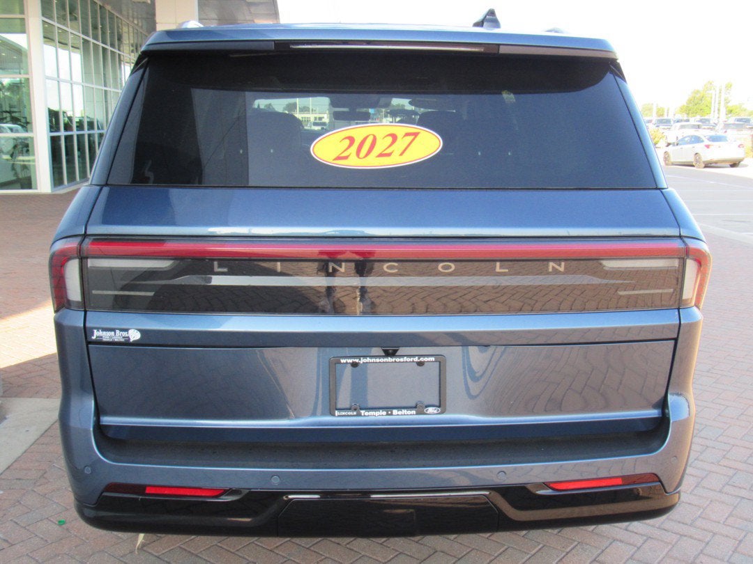 2027 Lincoln Navigator Reserve