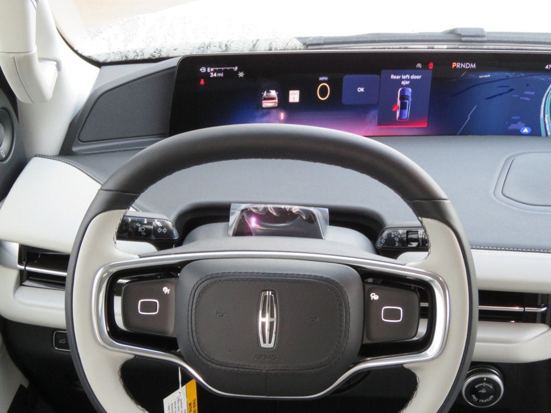 2026 Lincoln Navigator Premiere