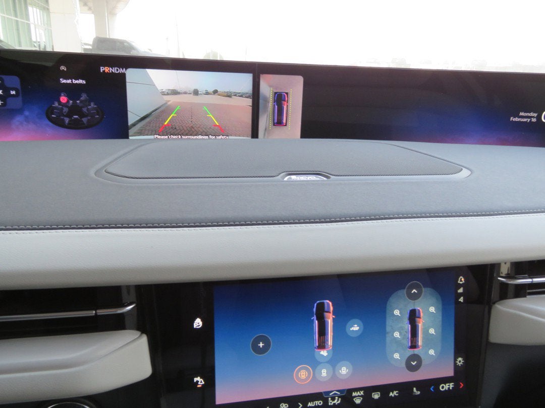 2026 Lincoln Navigator Premiere