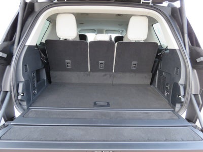 2026 Lincoln Navigator Premiere