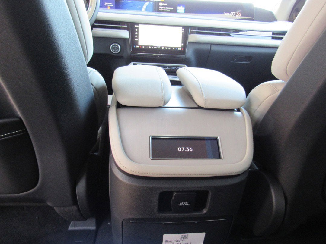 2026 Lincoln Navigator Premiere
