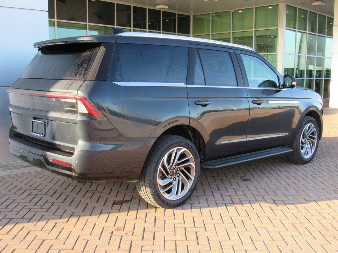 2026 Lincoln Navigator Premiere