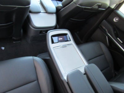 2027 Lincoln Navigator L Reserve