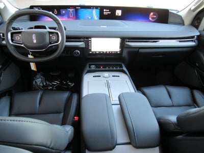 2027 Lincoln Navigator L Reserve