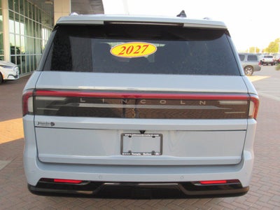 2027 Lincoln Navigator L Reserve