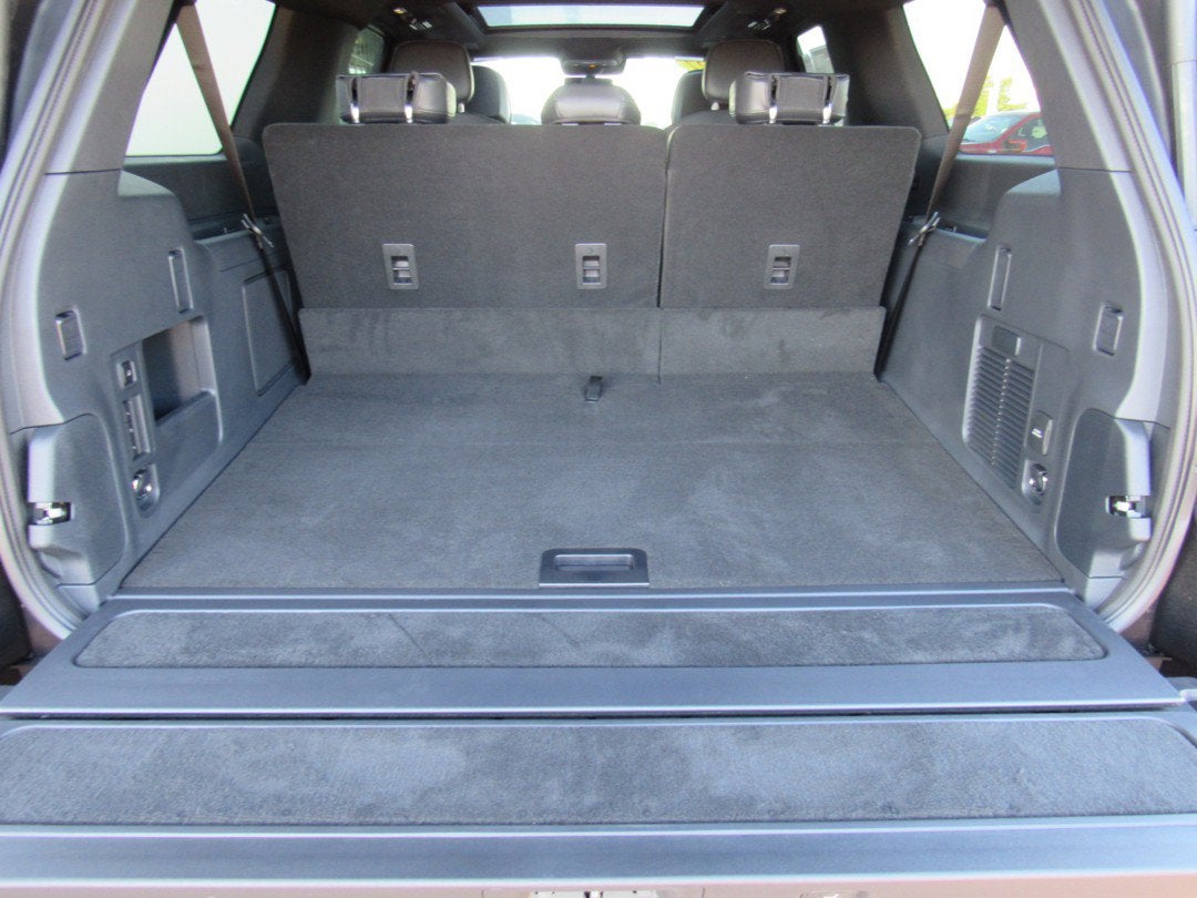 2027 Lincoln Navigator L Reserve