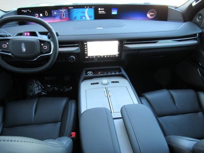 2027 Lincoln Navigator L Reserve
