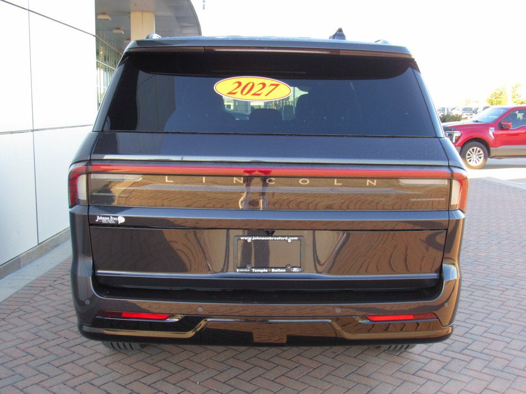 2027 Lincoln Navigator L Reserve