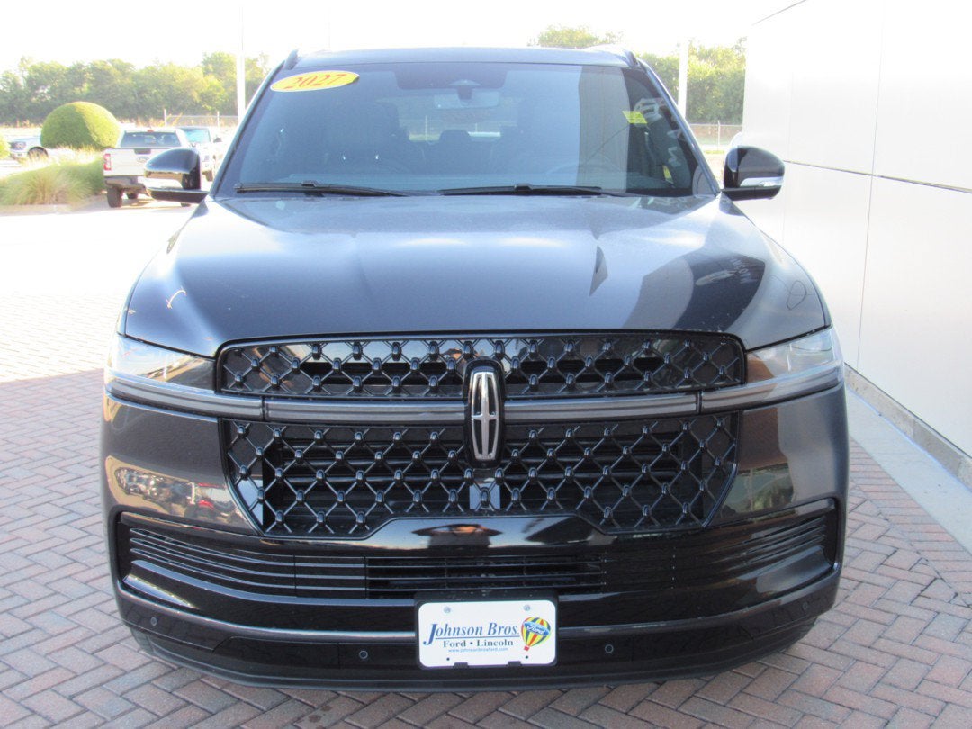 2027 Lincoln Navigator L Reserve