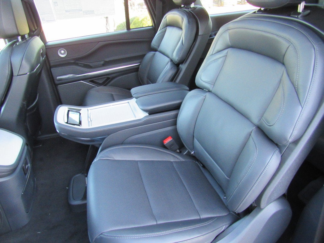 2027 Lincoln Navigator L Reserve