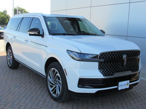 2027 Lincoln Navigator L Reserve