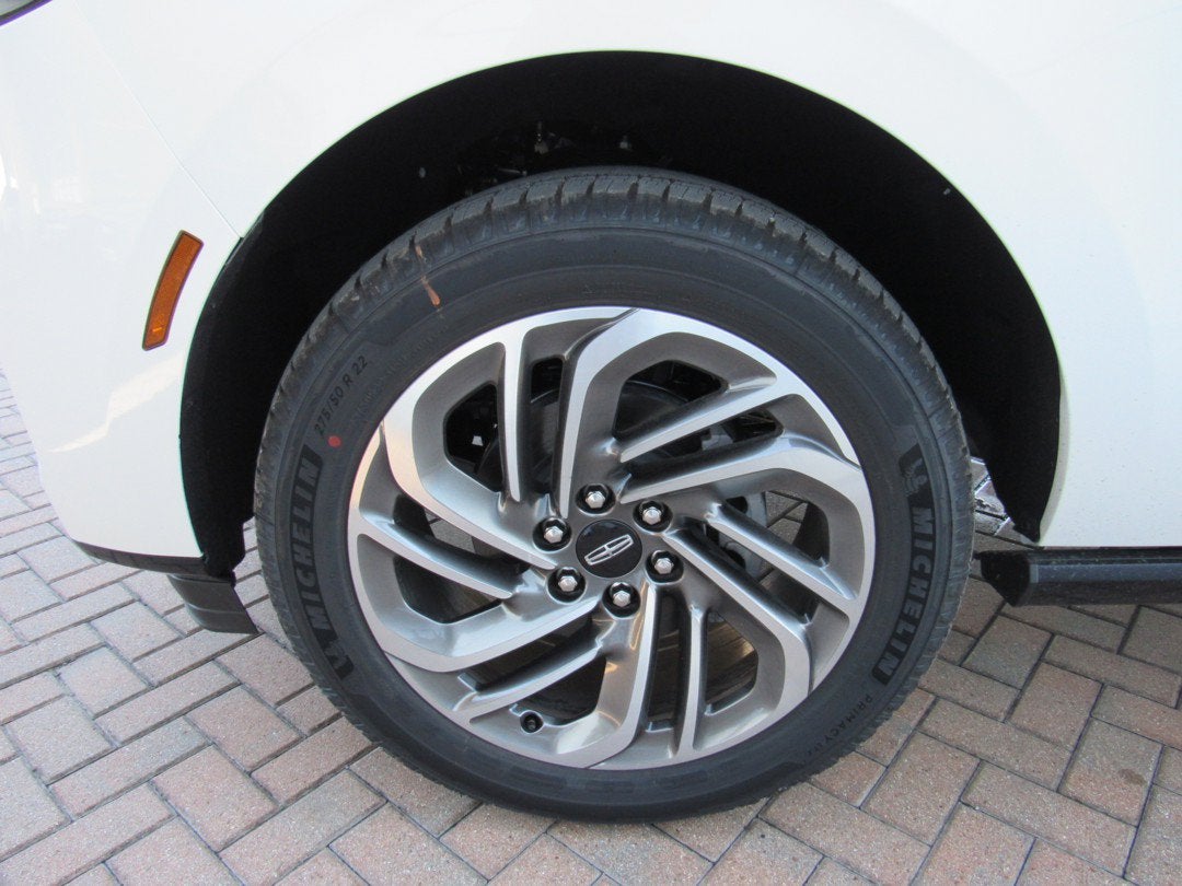 2027 Lincoln Navigator L Reserve