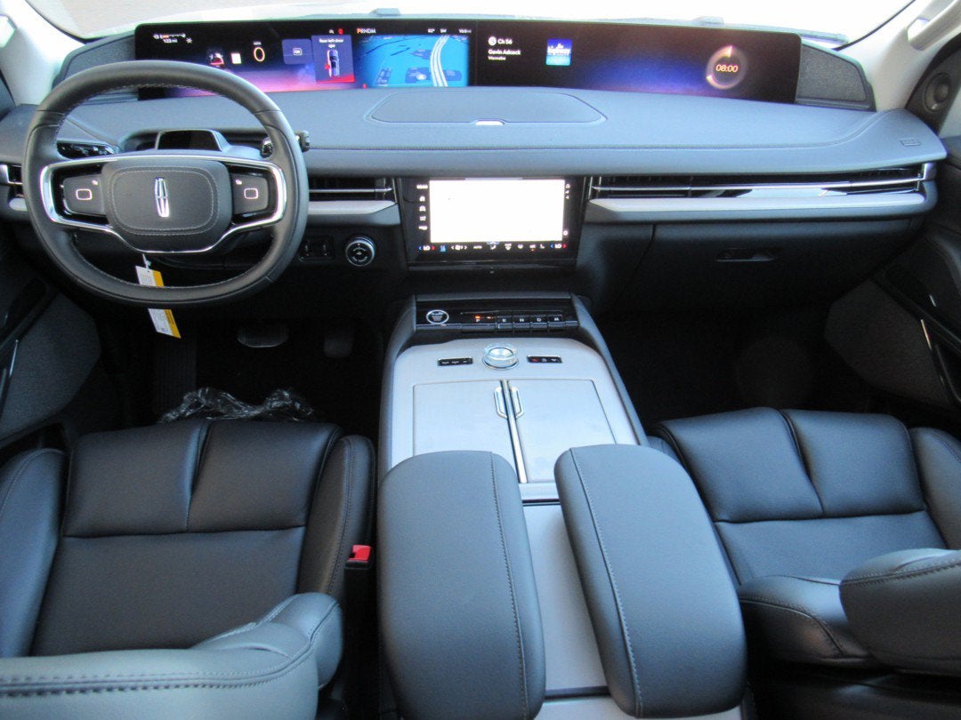 2027 Lincoln Navigator L Reserve