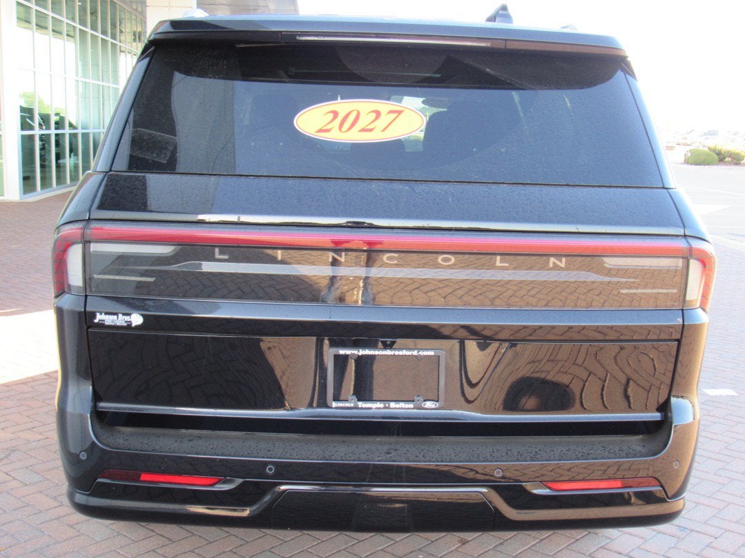 2027 Lincoln Navigator L Reserve