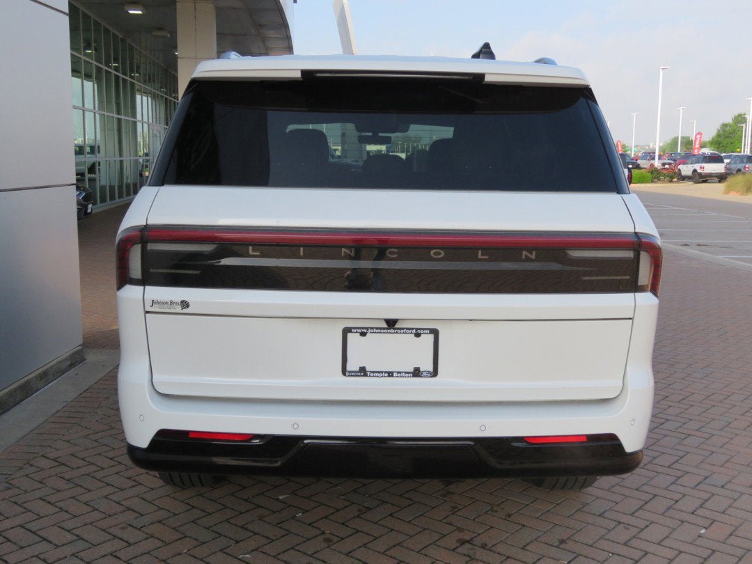 2026 Lincoln Navigator L Premiere
