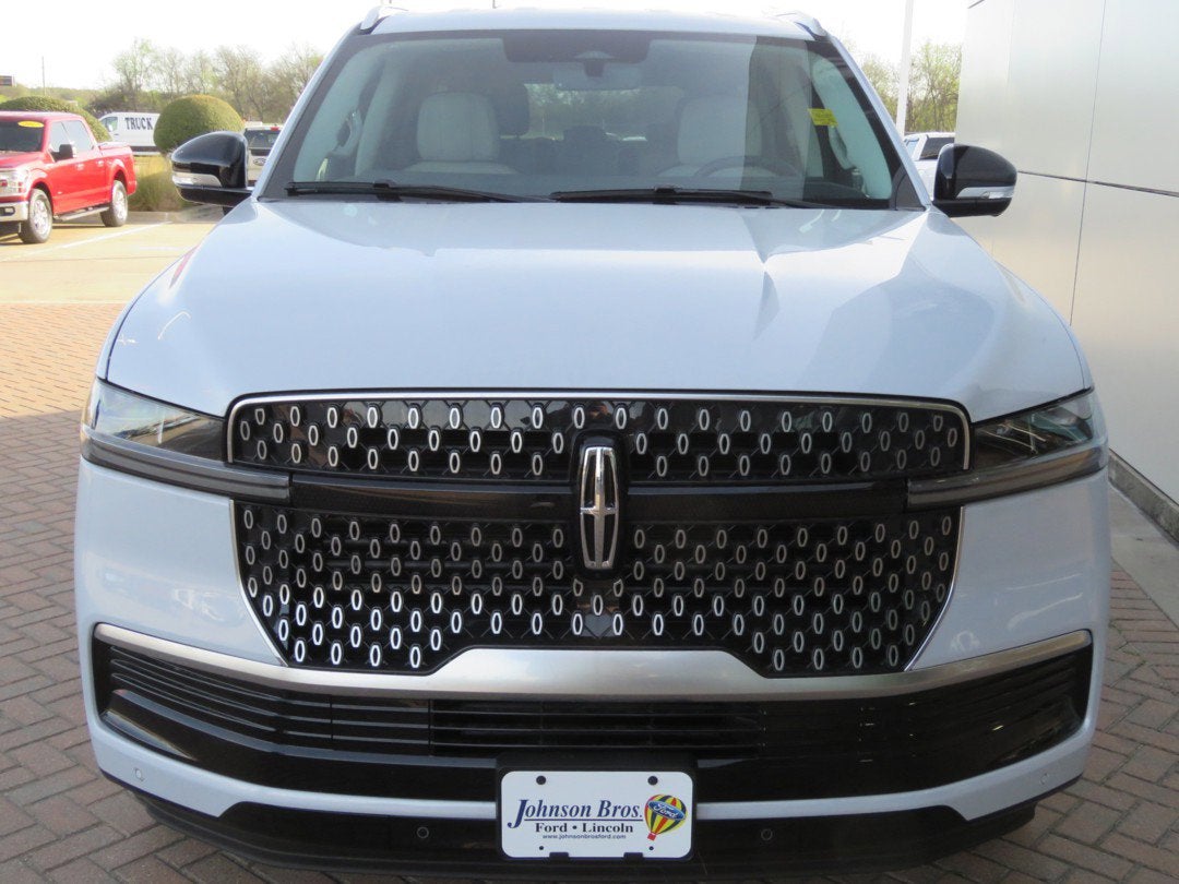 2026 Lincoln Navigator L Premiere