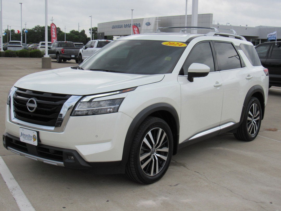 2024 Nissan Pathfinder Platinum