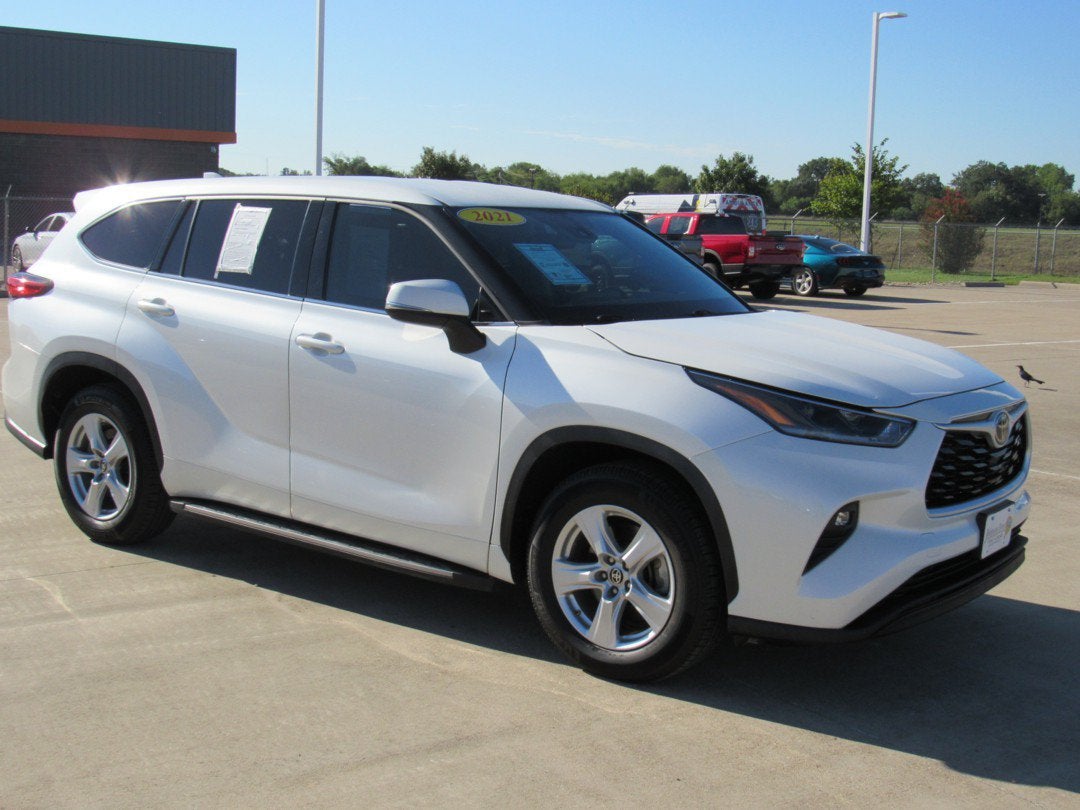 2021 Toyota Highlander LE