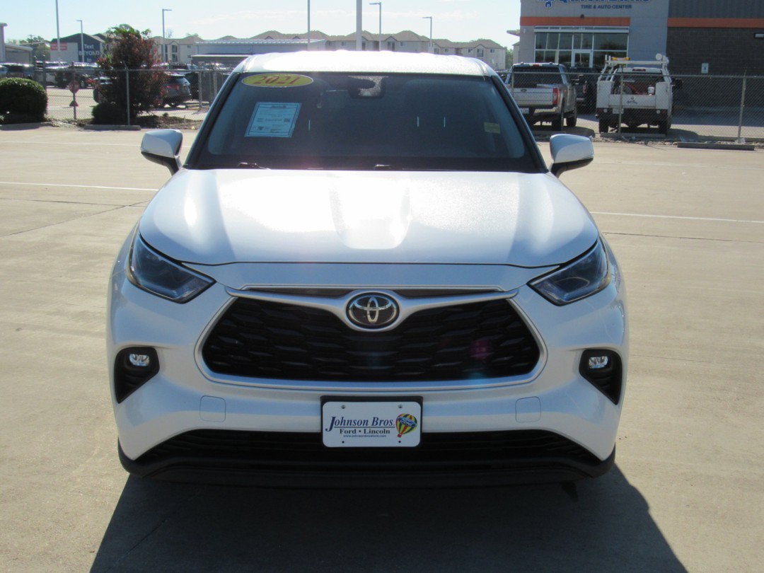 2021 Toyota Highlander LE
