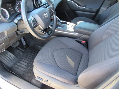 2021 Toyota Highlander LE