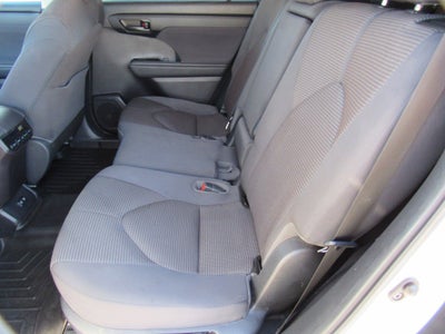 2021 Toyota Highlander LE